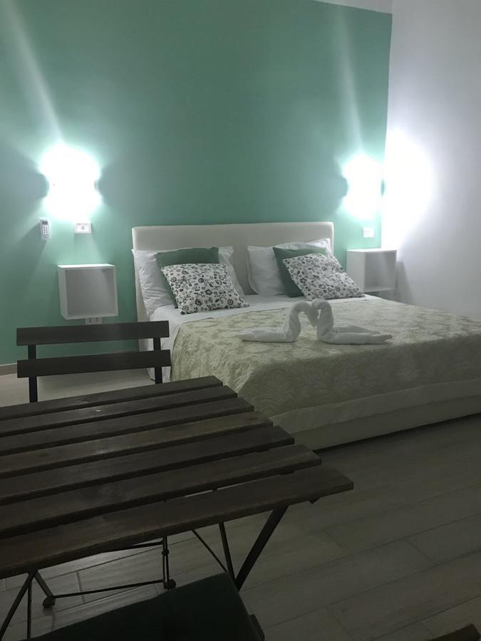 Decumani Prestige Bed and Breakfast Napels Buitenkant foto